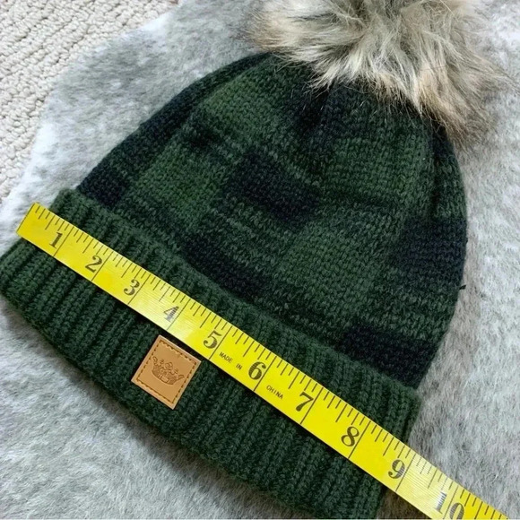 NWT Buffalo Check Pom Pom Beanie - Picture 12 of 12